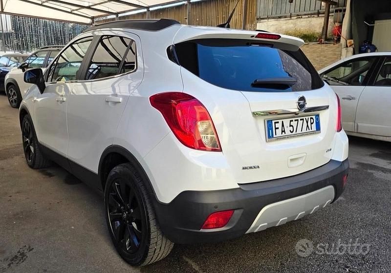 Usata Opel Mokka 136 CV (100 kW) 2015 Bianco SUV