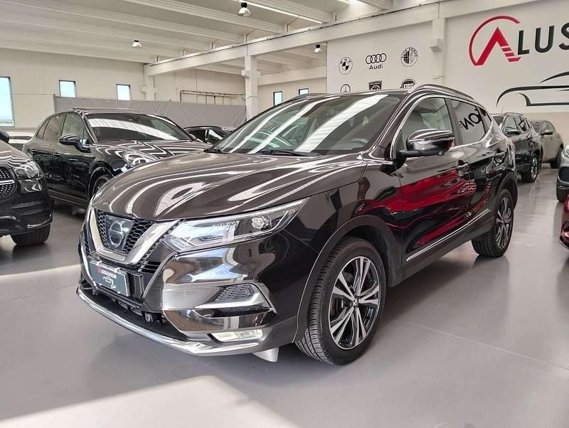 Usata Nissan Qashqai N-Connecta 116 CV (85 kW) 2018 Nero SUV
