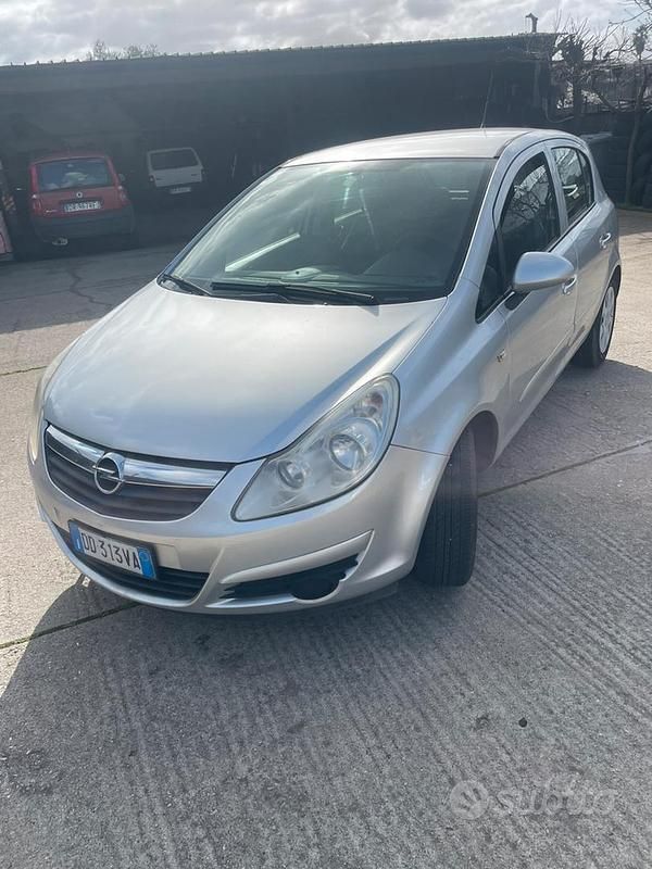 Usata Opel Corsa 2006 Grigio Utilitaria