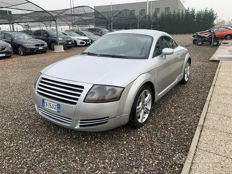 Usata Audi TT 250 CV (183 kW) 2004 Grigio Coupé