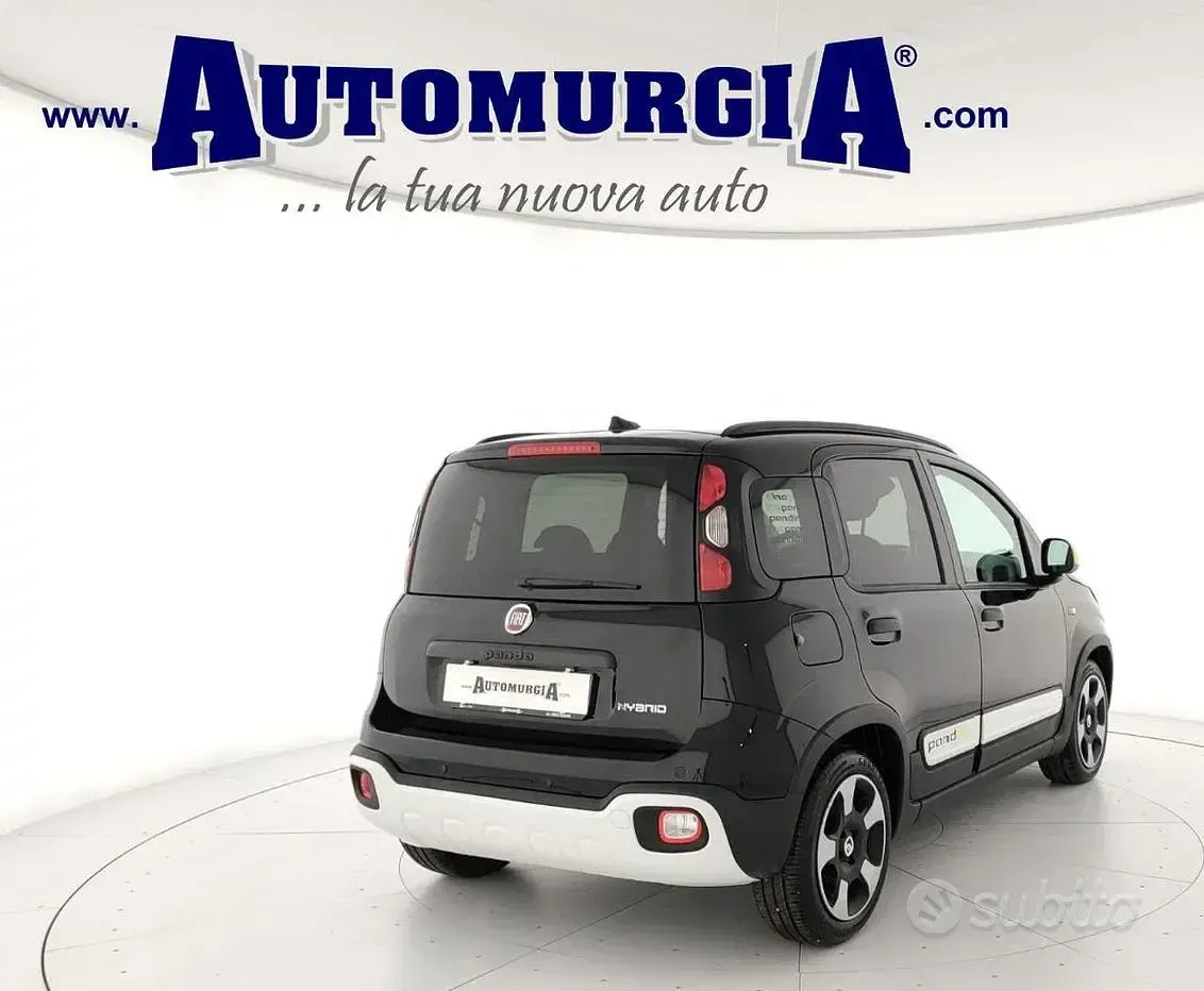 Usata Fiat Panda Cross Cross 69 CV (50 kW) 2025 Nero Utilitaria
