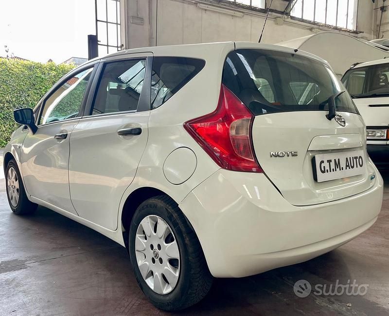 Używany Nissan Note 90 KM (66 kW) 2014 Biały Hatchback