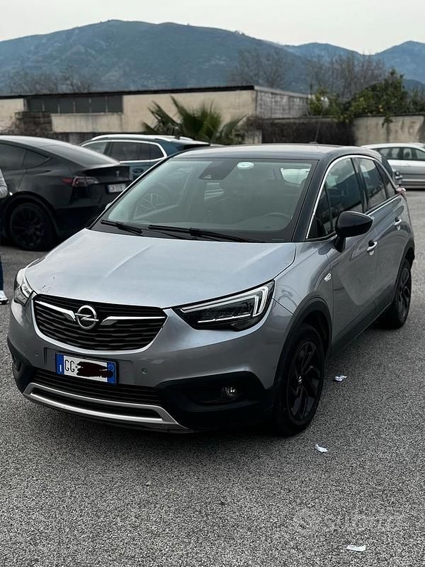 Usata Opel Crossland X Innovation 102 CV (75 kW) 2020 Grigio SUV