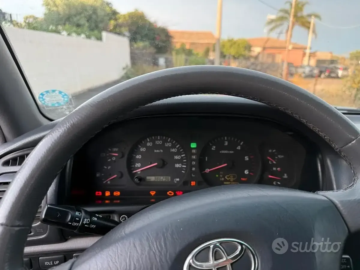 Usata Toyota Land Cruiser 204 CV (150 kW) 2002 SUV