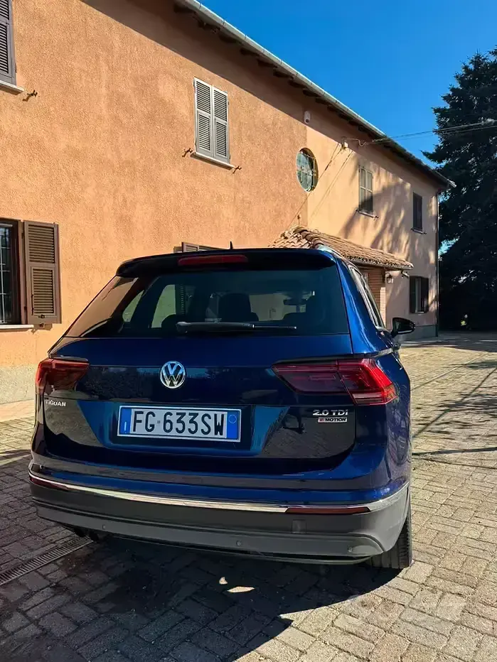 Usata VW Tiguan Executive 150 CV (110 kW) 2017 Bluazzurro SUV