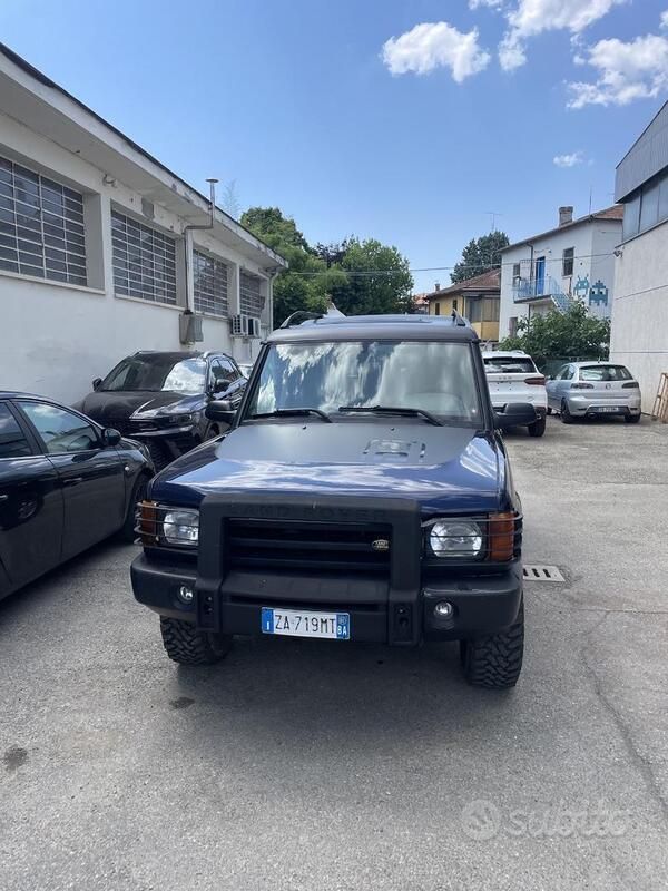 Usata Land Rover Discovery 2 139 CV (102 kW) 2001 Blu/azzurro SUV