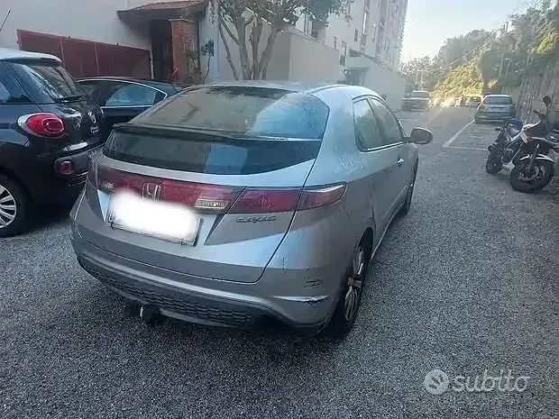 Usata Honda Civic 140 CV (102 kW) 2008 Grigio Berlina