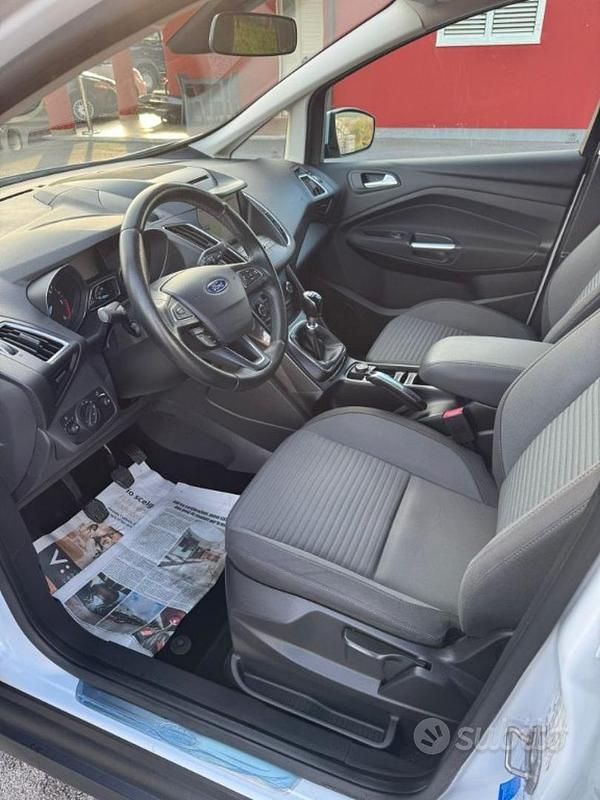 Usata Ford C-MAX Titanium 95 CV (69 kW) 2016 Bianco Monovolume