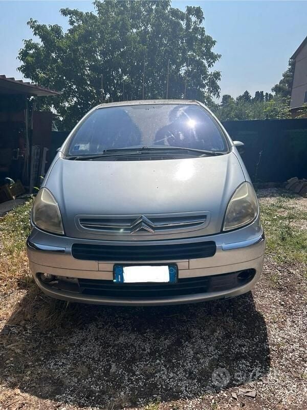 Usata Citroën Xsara Picasso 2006 Grigio Monovolume