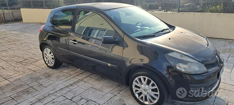 Usata Renault Clio II 2006 Nero