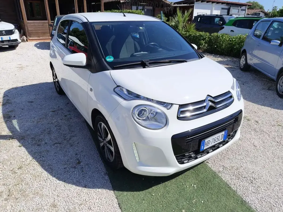Usata Citroën C1 Shine 69 CV (50 kW) 2016 Other Utilitaria