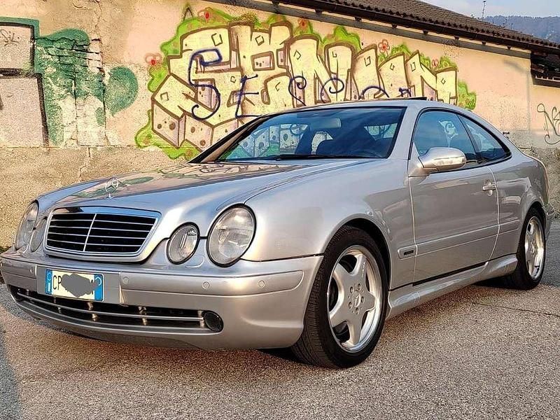 Usata Mercedes CLK55 AMG AMG 347 CV (255 kW) 2001 Argento Coupé