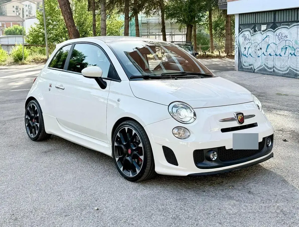 Usata Abarth 595 Turismo 160 CV (117 kW) 2015 Bianco Berlina