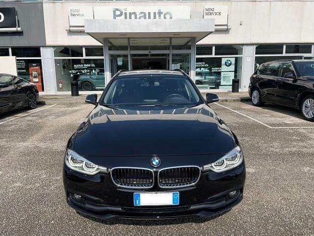 Usata BMW 320 Comfort Edition 190 CV (139 kW) 2018 Nero Station wagon