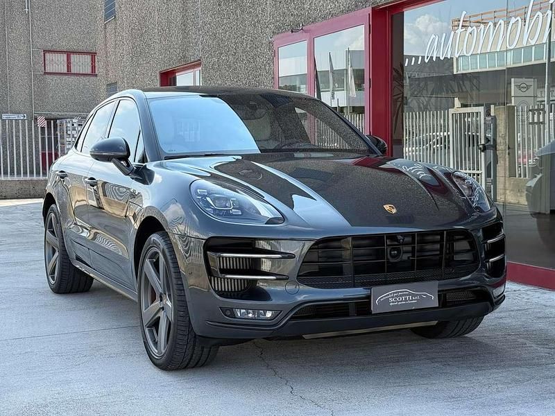 Usata Porsche Macan Turbo Performance Package 441 CV (324 kW) 2017 Grigio SUV