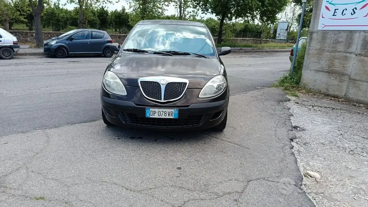 Usata Lancia Ypsilon 75 CV (55 kW) 2008 Utilitaria