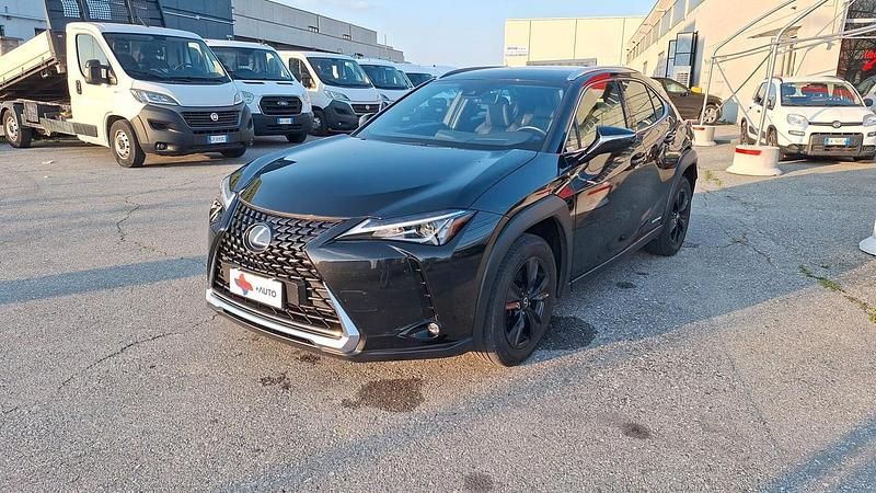 Usata Lexus UX 250h Business Edition 152 CV (111 kW) 2021 Nero SUV