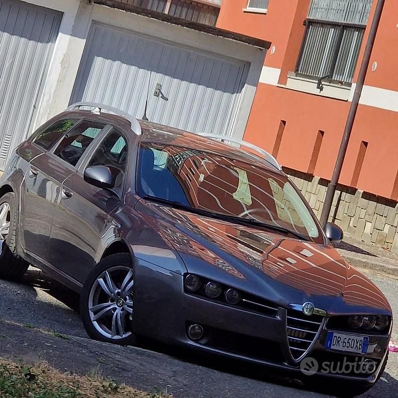 Usata Alfa Romeo 159 160 CV (117 kW) 2008 Grigio Station wagon