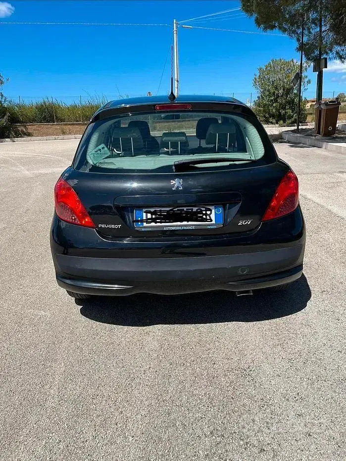 Usata Peugeot 207 70 CV (51 kW) 2008