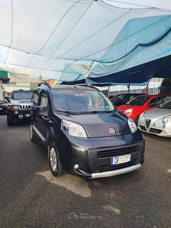 Usata Fiat Qubo Trekking 95 CV (69 kW) 2012 Nero Monovolume