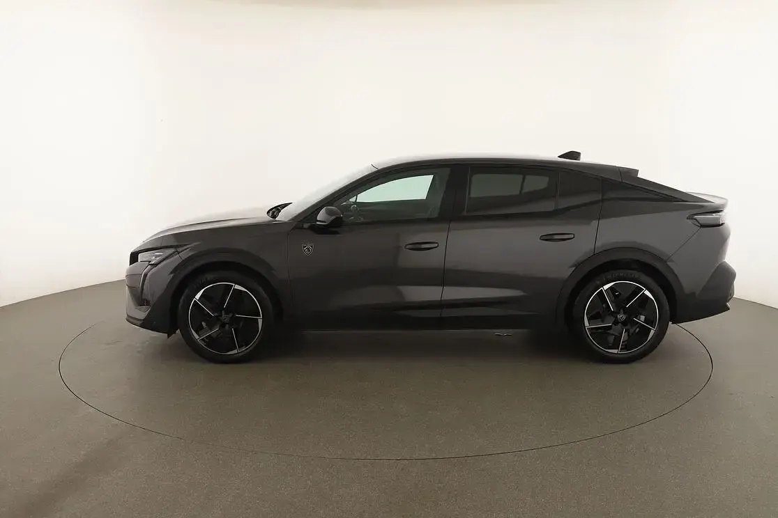 Usata Peugeot 408 GT 131 CV (96 kW) 2023 Grigio SUV