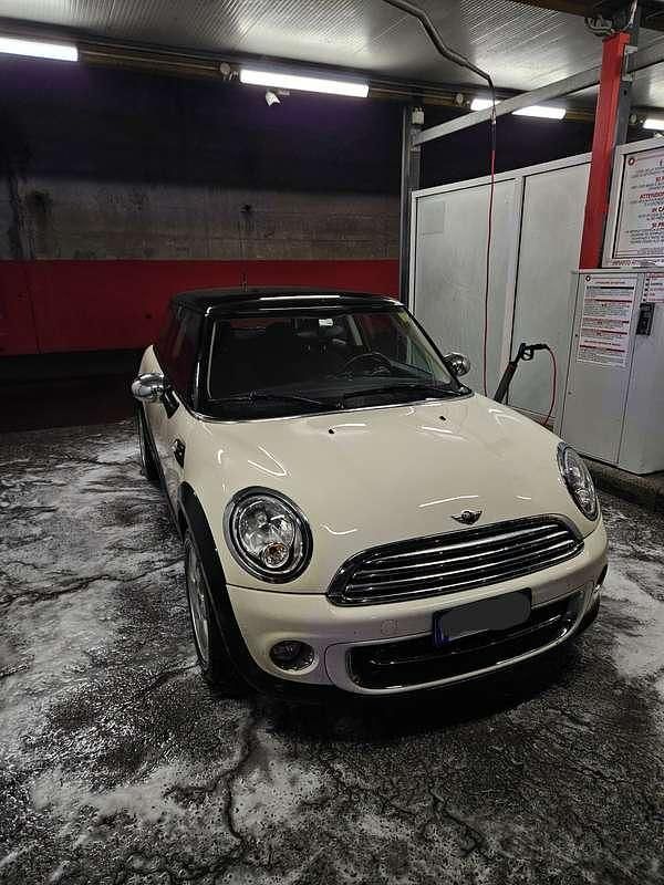 Occasion Mini Cooper D 111 ch (81 kW) 2013 Citadine