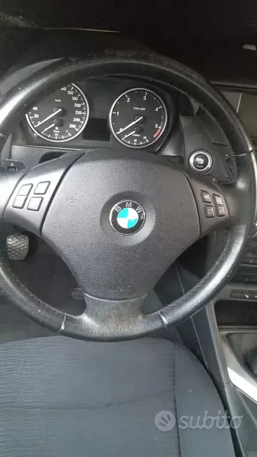 Usata BMW X1 143 CV (105 kW) 2010 Grigio SUV