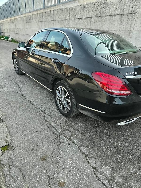 Usata Mercedes C220 2015 Nero