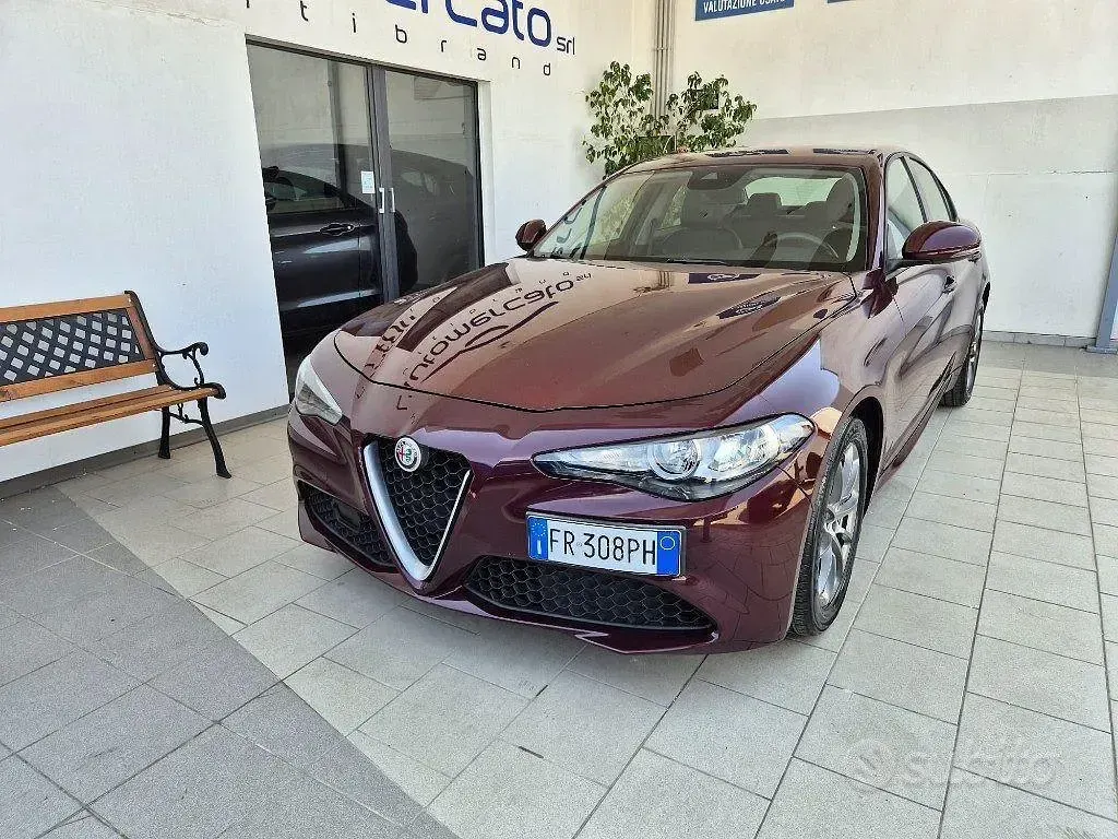 Usata Alfa Romeo Giulia Executive 150 CV (110 kW) 2018 Rosso Berlina