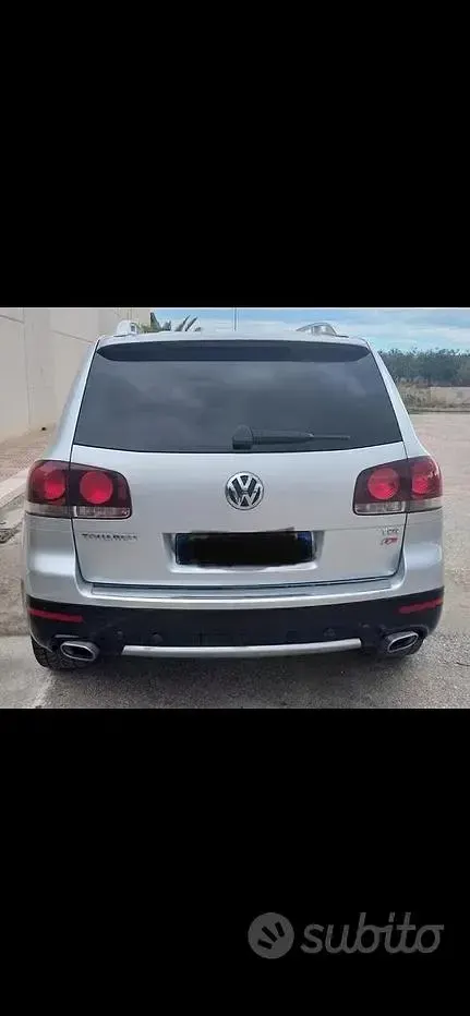 Usata VW Touareg R-line 224 CV (164 kW) 2007 Grigio SUV