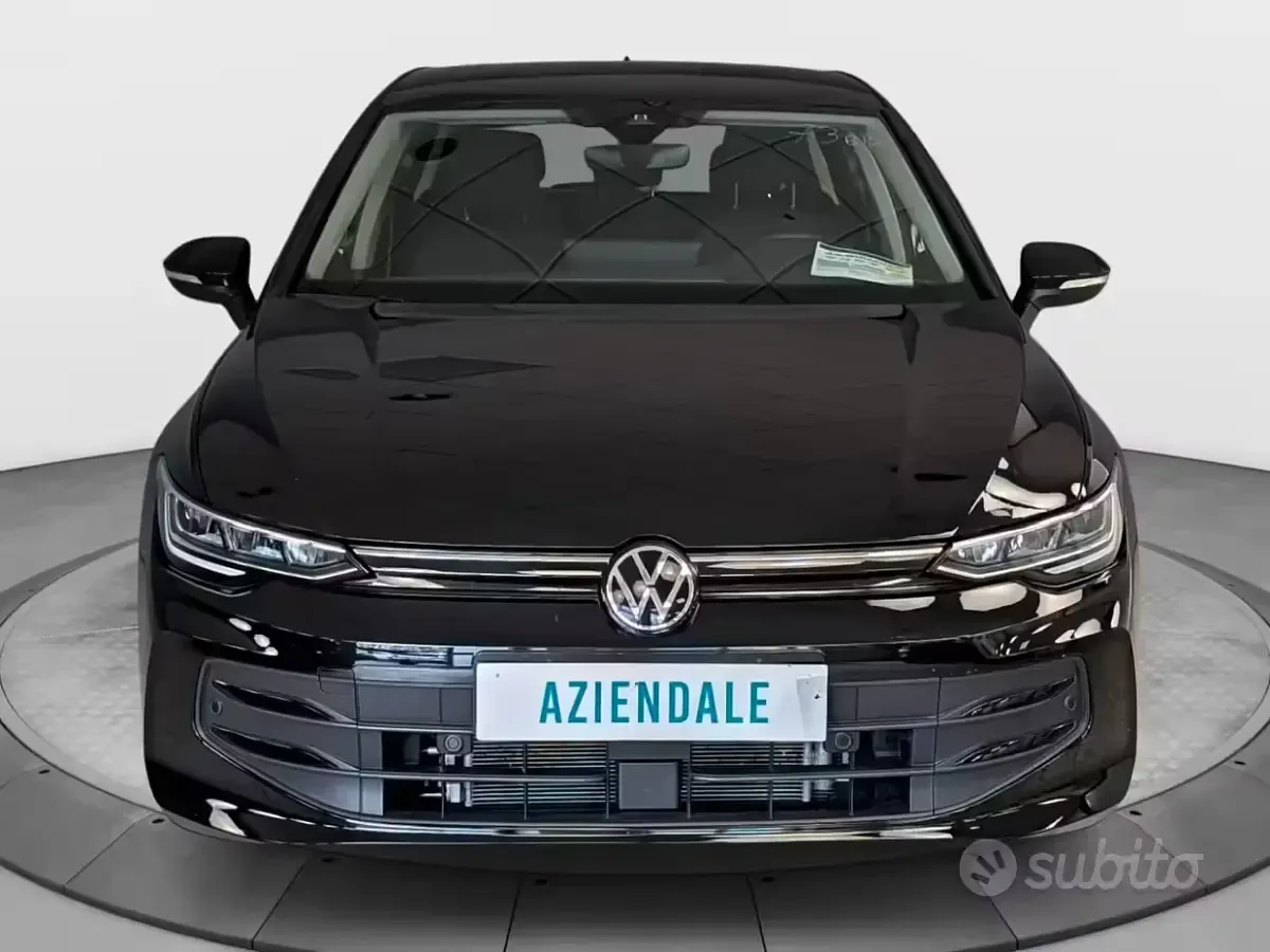 Usata VW Golf VIII Life 115 CV (84 kW) 2025 Nero Berlina