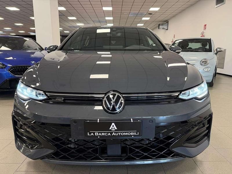 Usata VW Golf VIII R-line 150 CV (110 kW) 2025 Grigio Berlina