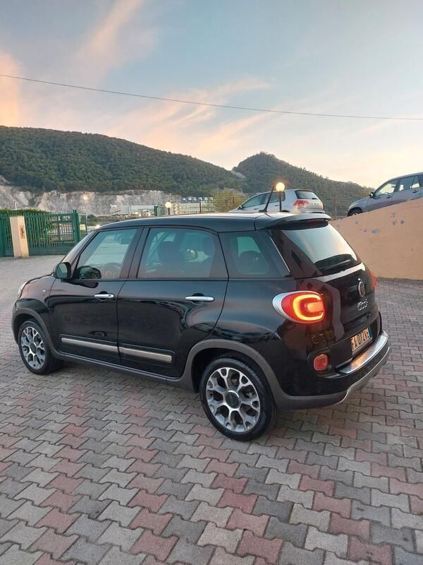 Usata Fiat 500L Trekking 95 CV (69 kW) 2015 Nero Monovolume