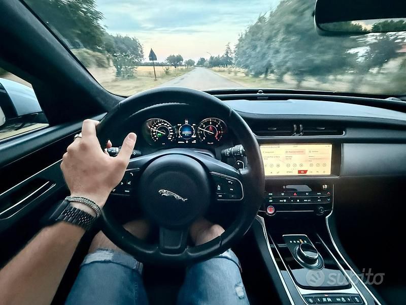 Usata Jaguar XF Prestige 180 CV (132 kW) 2020 Berlina