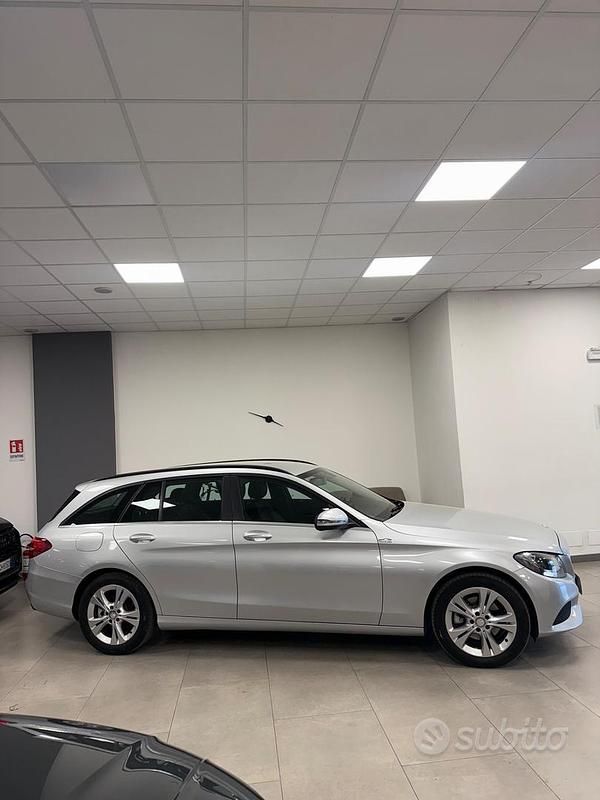 Usata Mercedes C200 Executive 136 CV (100 kW) 2016 Grigio Station wagon
