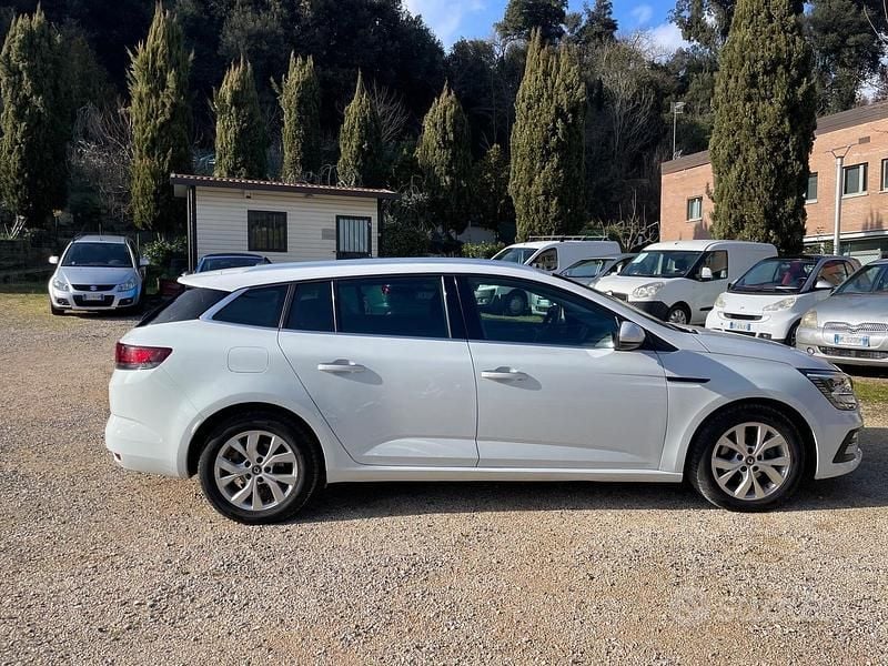Usata Renault Mégane GrandTour 116 CV (85 kW) 2021 Bianco Station wagon