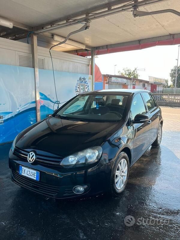 Usata 2010 VW Golf VI Due volumi | 4400 € (Buon prezzo) - Immagine 1/4