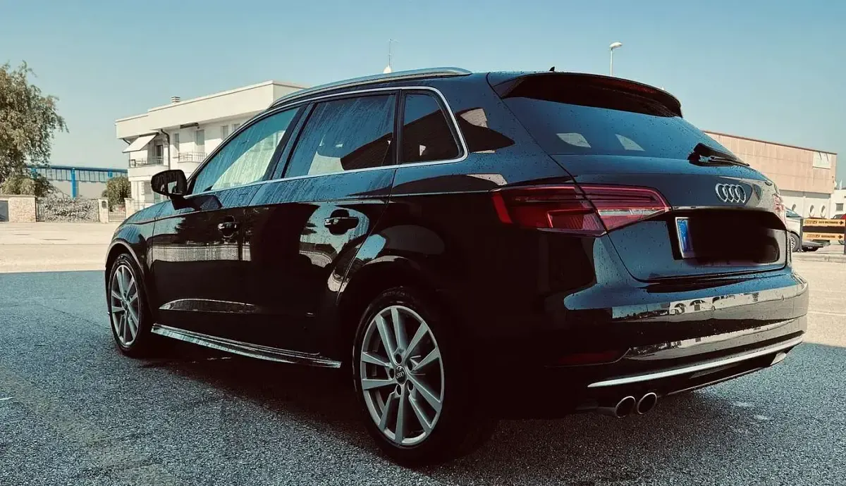 Usata Audi A3 Sport 150 CV (110 kW) 2017 Berlina