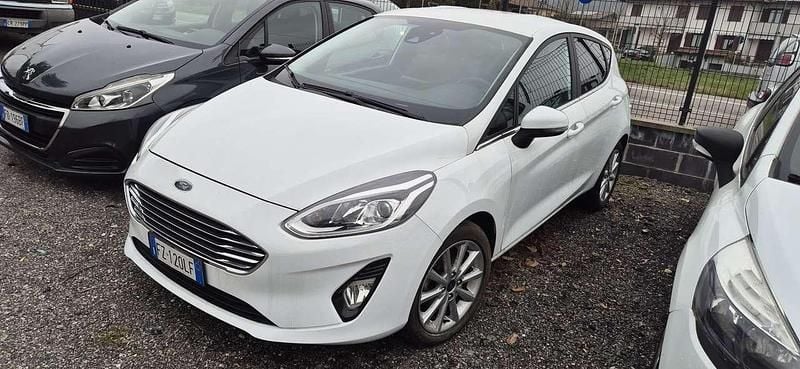 Usata Ford Fiesta 82 CV (60 kW) 2017 Other Berlina