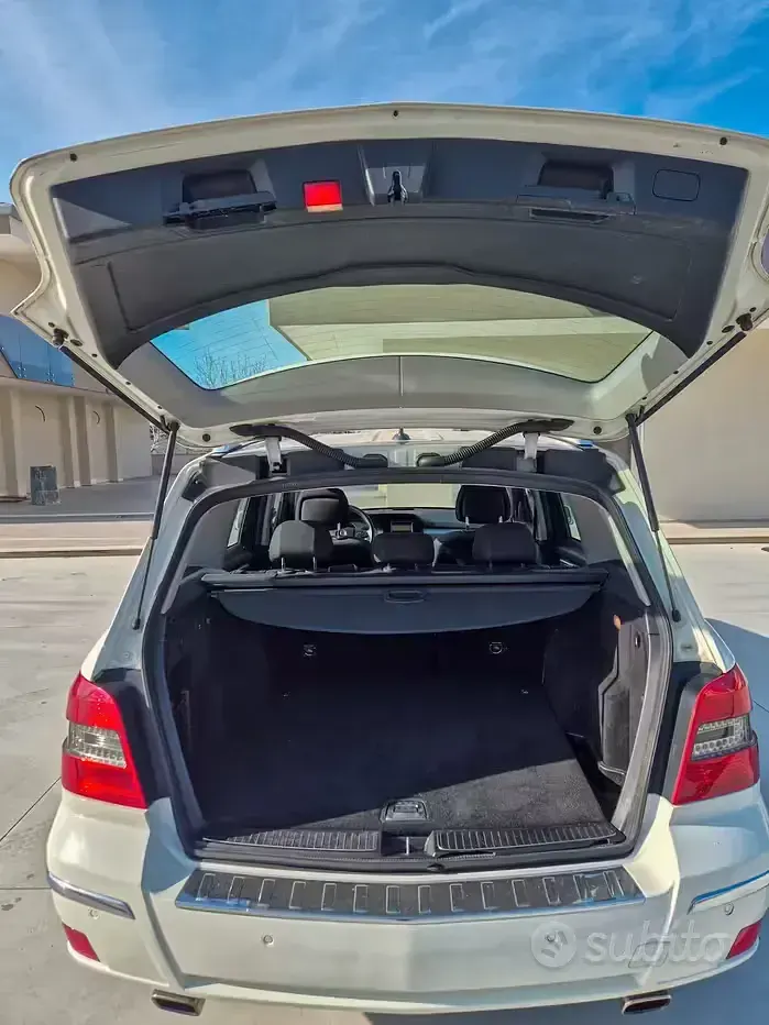 Usata Mercedes GLK220 231 CV (169 kW) 2012 Bianco SUV