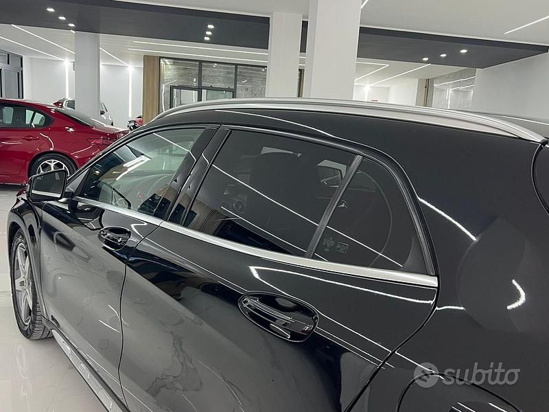 Usata Mercedes GLA200 Premium 135 CV (99 kW) 2017 Nero SUV