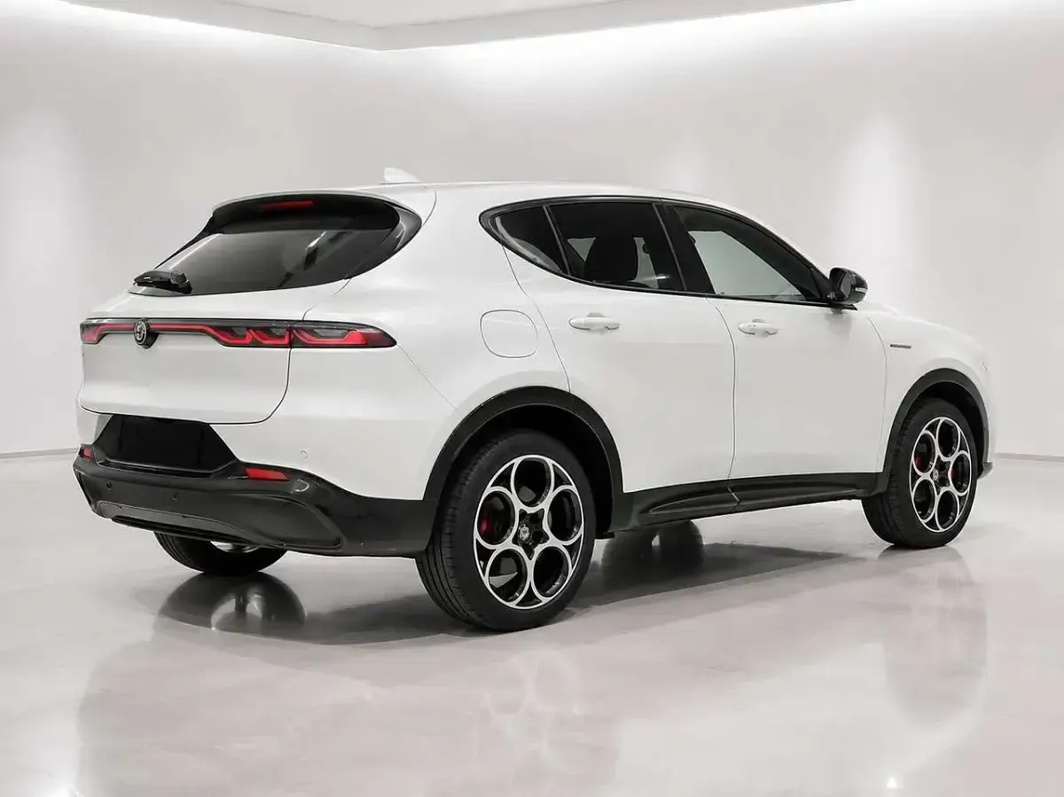 Nuova Alfa Romeo Tonale Edizione Speciale 160 CV (117 kW) 2025 Bianco SUV