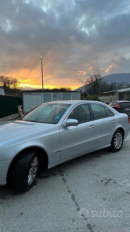 Occasion Mercedes E220 Elegance 170 ch (125 kW) 2008 Gris Berline