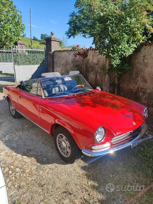 Usata Fiat 124 Spider 1960 Rosso Cabrio