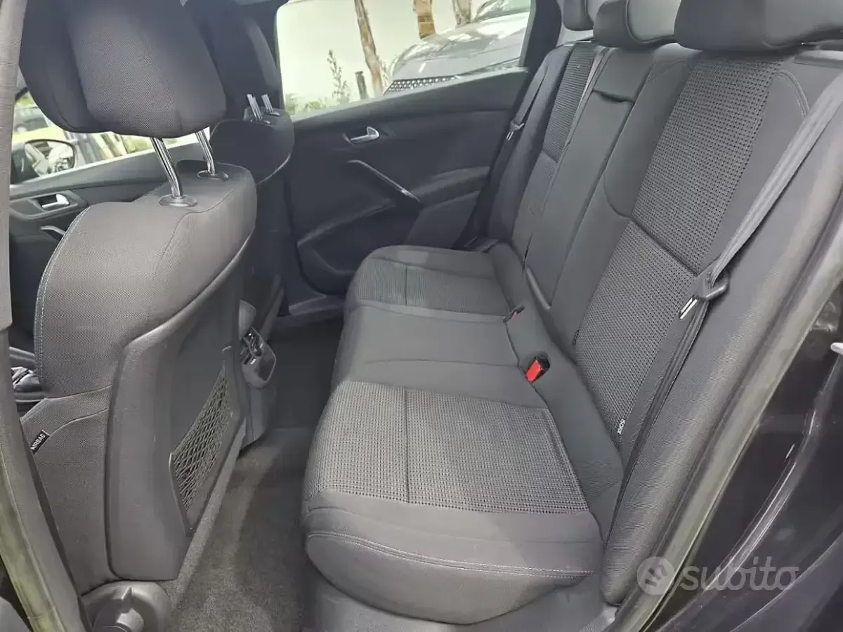 Usata Peugeot 508 Business-Line 140 CV (102 kW) 2012 Nero metallizzato Berlina