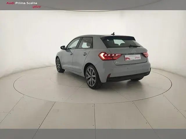 Usata Audi A1 Admired 95 CV (69 kW) 2023 Grigio zinco perla SUV