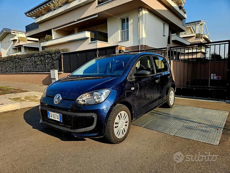 Usata VW up! 2014 Utilitaria