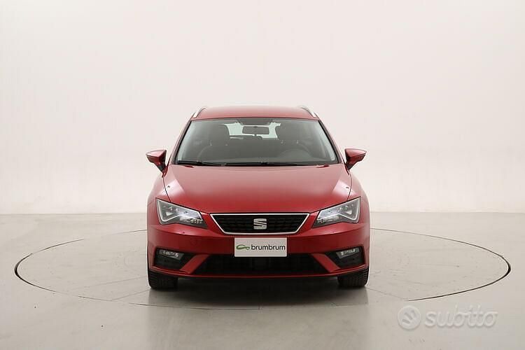 Usata Seat Leon ST Style 115 CV (84 kW) 2020 Rosso Station wagon