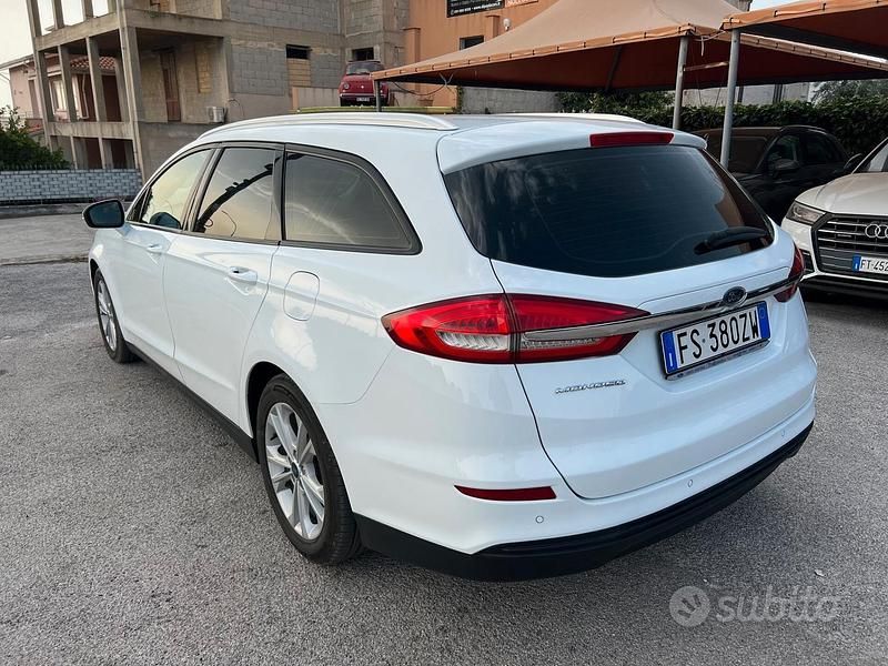 Usata Ford Mondeo Titanium 150 CV (110 kW) 2018 Bianco Station wagon