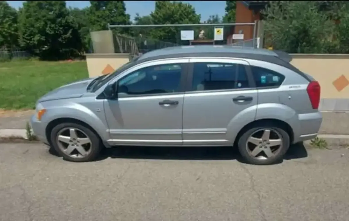 Usata Dodge Caliber SXT 140 CV (102 kW) 2007 Utilitaria